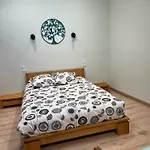 Famille Galiber 度假居 拉科讷