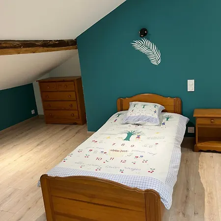 Famille Galiber 度假居 拉科讷